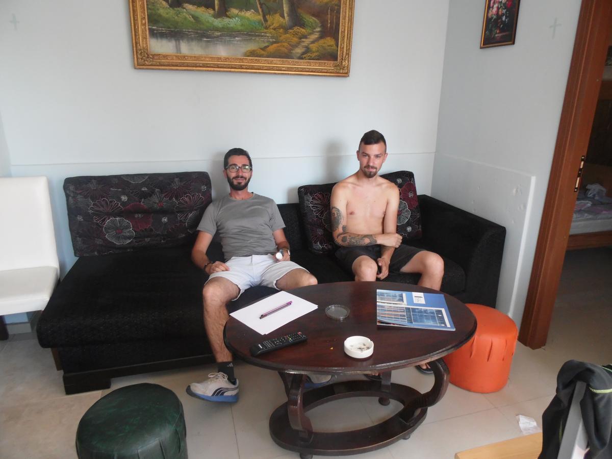 Everyday Cat Hostel باتومي المظهر الخارجي الصورة