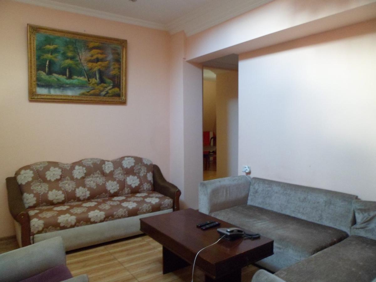 Everyday Cat Hostel باتومي المظهر الخارجي الصورة